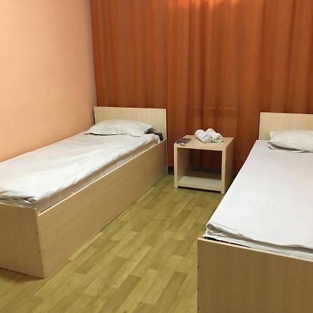 Гостиница"Hostel" Karagandy Esterno foto