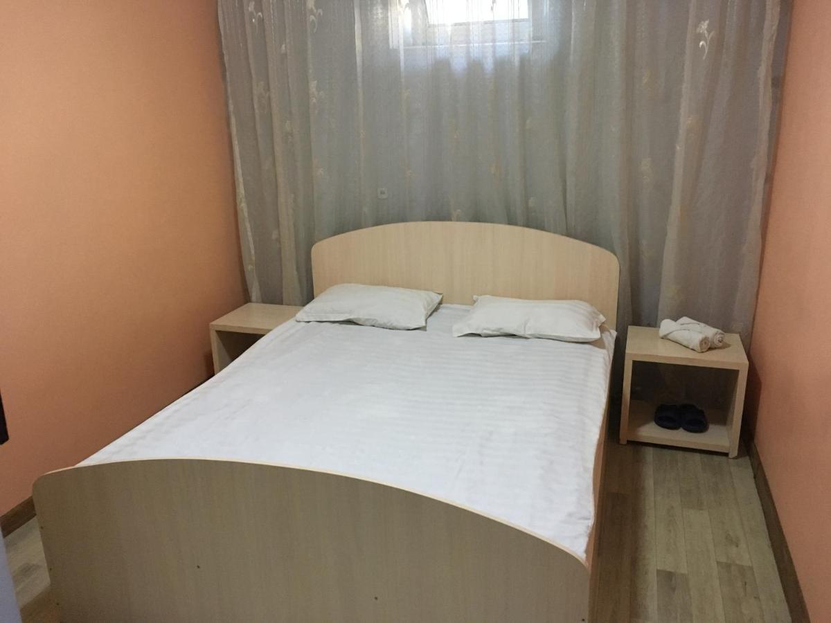 Гостиница"Hostel" Karagandy Esterno foto